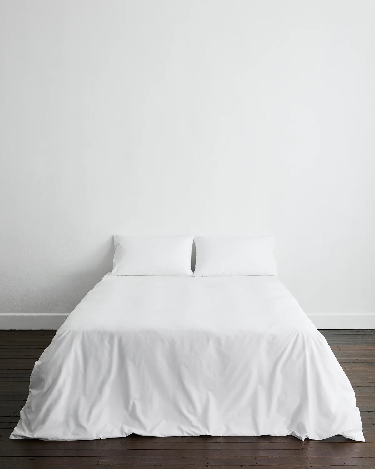 Crisp White 100% Organic Cotton Pillowcases (Set of Two) - Image 4
