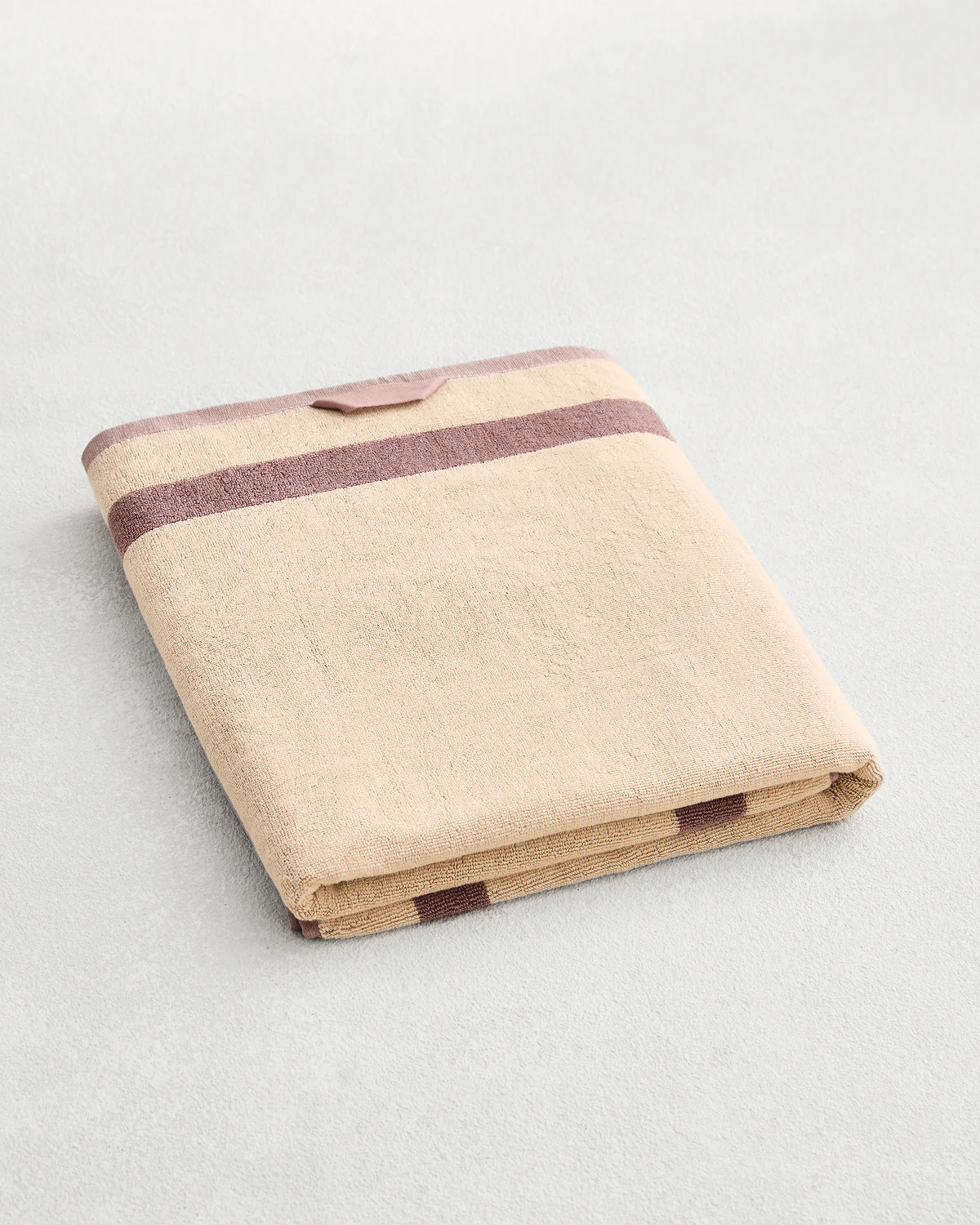Lavender & Crème Two-Toned 100% Cotton Terry Bath Sheet