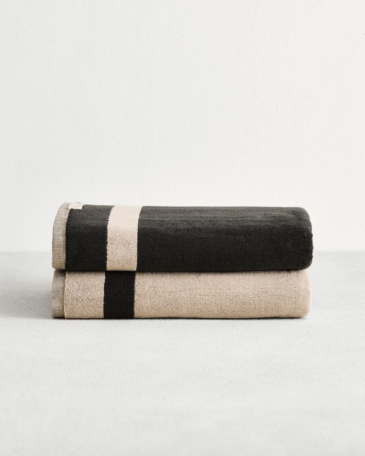 Oatmeal & Charcoal Two-Toned 100% Cotton Terry Bath Towel (Set of Two)